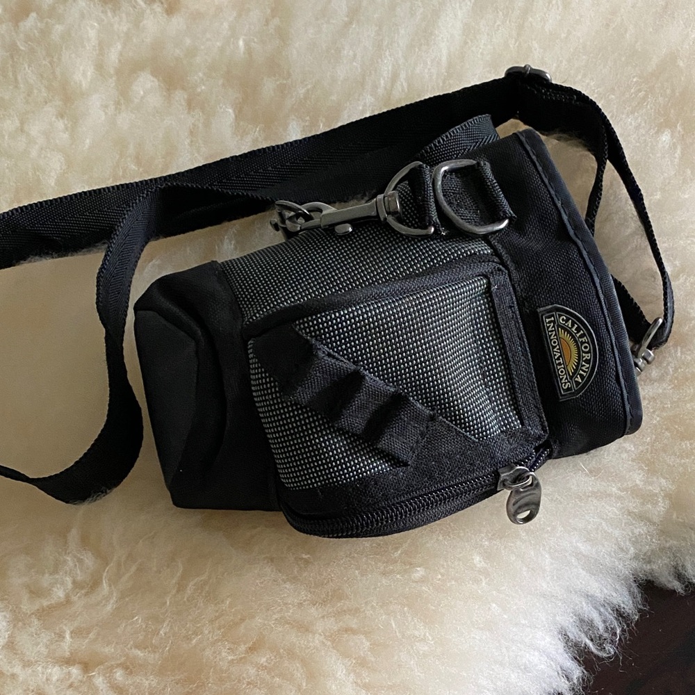 Black Bottle Holder Bag